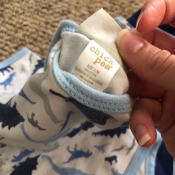 Dinosaur Baby outfit - Picture 4 of 5